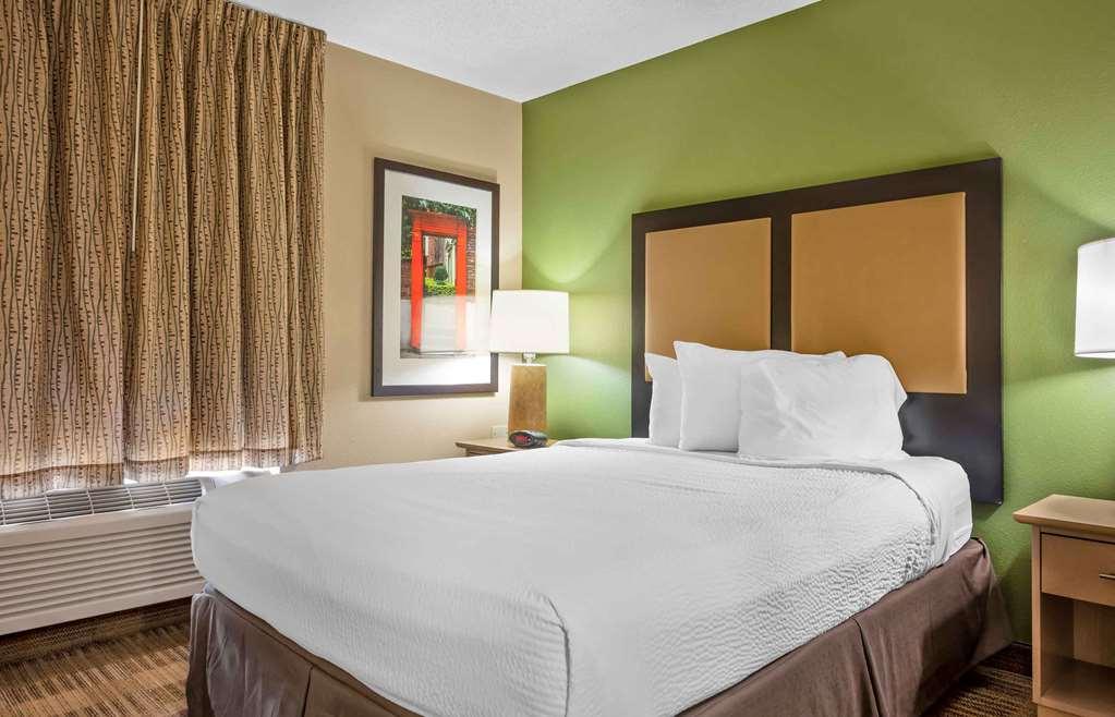 Extended Stay America Suites - Pittsburgh - Airport Imperial Room photo